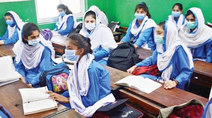 محکمہ تعلیم سندھ نے فیسوں سے متعلق نجی اسکولوں کیلئے ہدایت نامہ جاری کردیا