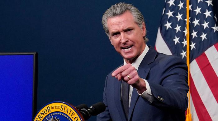 گورنر کیلیفورنیا نے ایران جنگ کو بے مقصد قرار دیکر فوری ختم کرنے کا مطالبہ کردیا