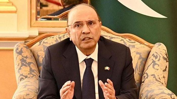 صدر زرداری کی وائٹ ہاؤس ڈنر میں فائرنگ کے واقعے کی مذمت، دہشتگردی کی گھناؤنی قسم قرار دیدیا