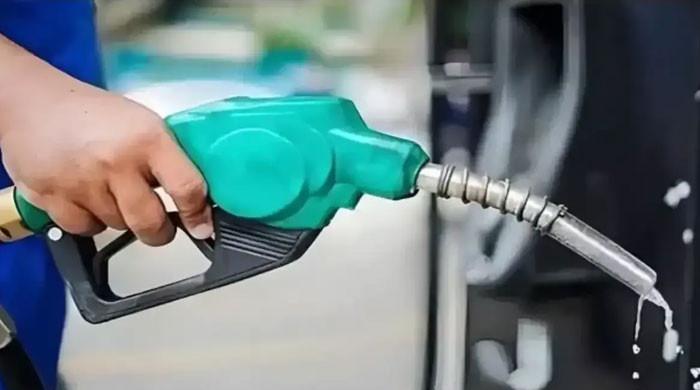 پاکستان کا اسٹریٹیجک پیٹرولیم ذخائر  90 دن تک بڑھانے کا منصوبہ