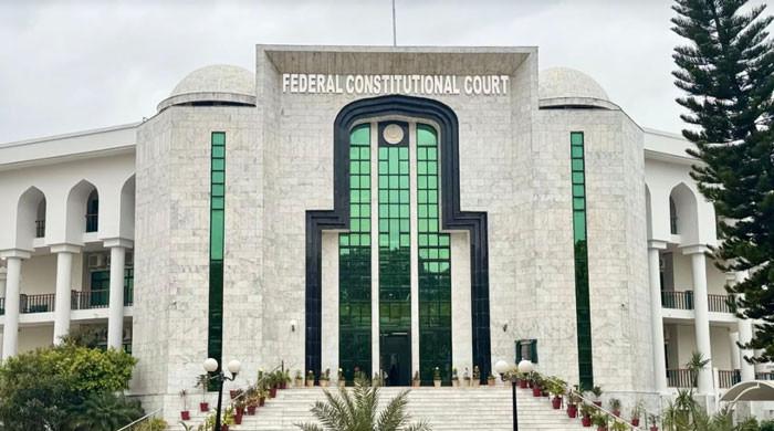 وفاقی آئینی عدالت نے سپر ٹیکس کے نفاذ کو آئینی قرار دے دیا، تفصیلی فیصلہ جاری 