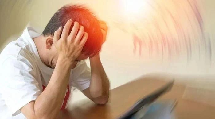 کئی برس پہلے فالج جیسے مرض کا عندیہ دینے والی 3 عام ترین نشانیاں