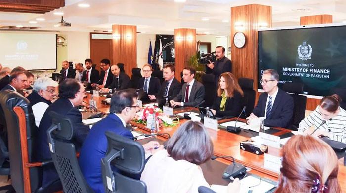 رئیل اسٹیٹ سیکٹر میں مشکوک لین دین، شکایتی رپورٹس میں کمی پر آئی ایم ایف کا اظہار تشویش