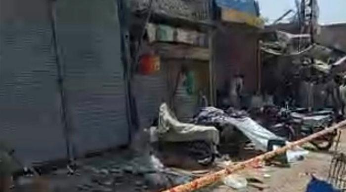 لکی مروت: سرائے نورنگ بازار میں دھماکے سے پولیس اہلکاروں سمیت 9 افراد جاں بحق، 23 زخمی