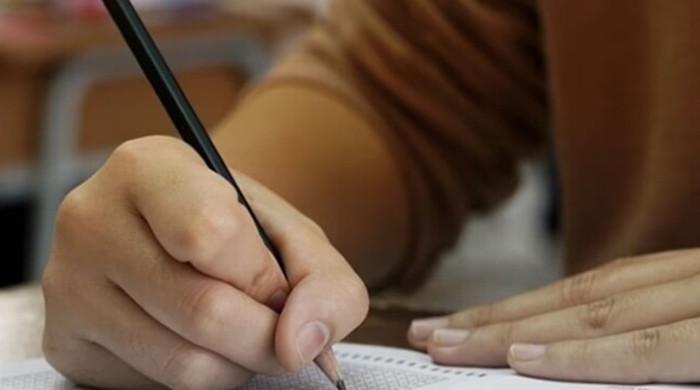 کیمبرج کی جانب سے کمپیوٹر سائنس کا پرچہ بھی لیک ہونے کا انکشاف