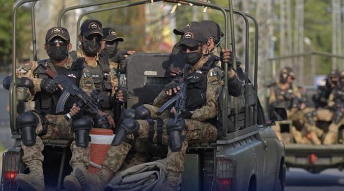 سکیورٹی فورسز کا خیبرپختونخوا میں کامیاب آپریشن، خارجی سرغنہ سمیت 23 دہشتگرد ہلاک 