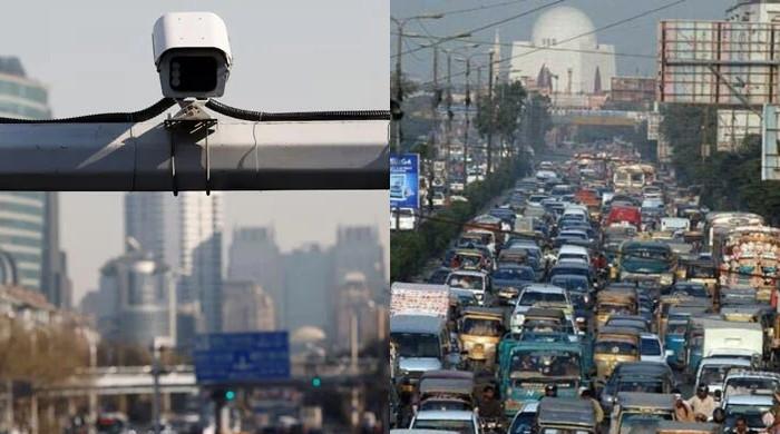 کراچی: سیف سٹی کے تحت 40 ہزار گاڑیاں بلیک لسٹ، کن گاڑیوں کو بلیک لسٹ کیا گیا؟