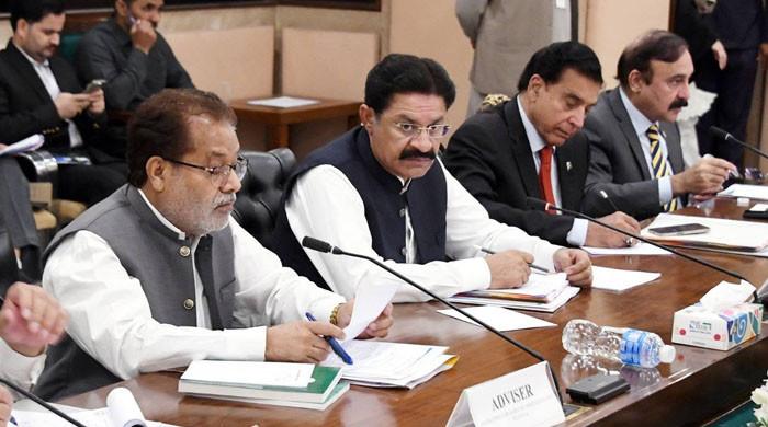 برطانیہ میں پاکستانیوں نے  ویزوں کا غلط استعمال کیا، پڑھائی کیلئے جانیوالے 10 ہزار پاکستانیوں نے وہاں پناہ مانگ لی: ڈی جی ایف آئی اے