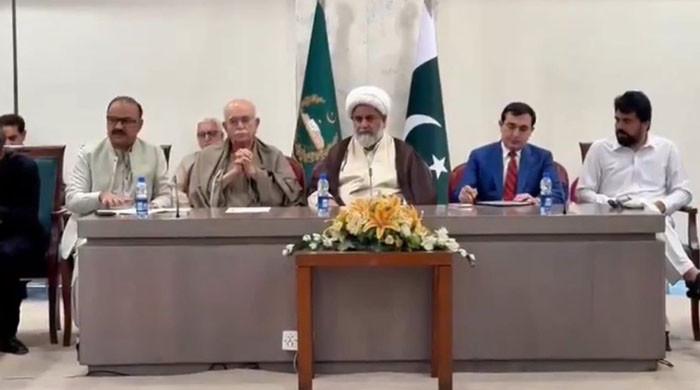 اپوزیشن جماعتوں کا بجٹ سیشن کا بائیکاٹ نہ کرنےکا فیصلہ، پارلیمنٹ کے اندر اور باہر احتجاج کیا جائیگا 