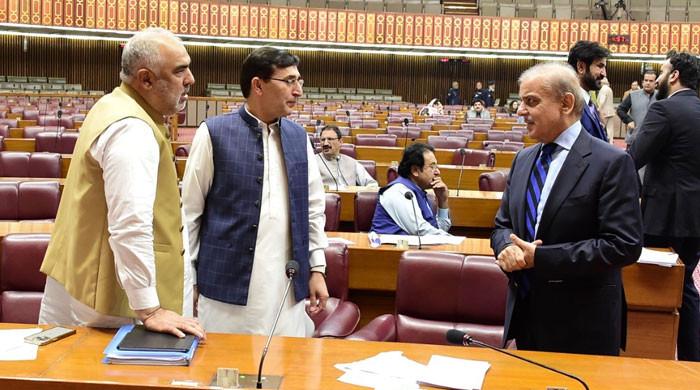 تحریک انصاف حکومت سے مذاکرات  پر تیار ہوگئی