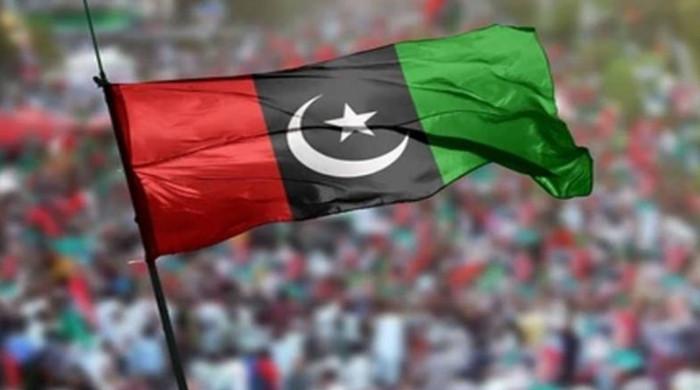 پیپلز پارٹی نے سرکاری ملازمین کی تنخواہوں میں 10 فیصد اضافے کا مطالبہ کردیا