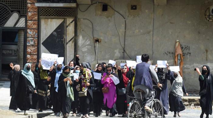 افغان شہریوں نے طالبان حکومت کے بہتر معیشت کے دعوؤں کو مسترد کردیا