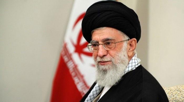 ایران میں آیت اللّٰہ خامنہ ای کی آخری رسومات کے موقع پر عام تعطیل کا اعلان