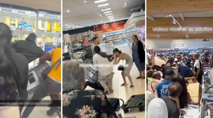 ویڈیو: فرانس میں ہیٹ ویو کے باعث سپر مارکیٹس میں پنکھے اوراے سی خریدنے کیلئے جھگڑے ہونے لگے