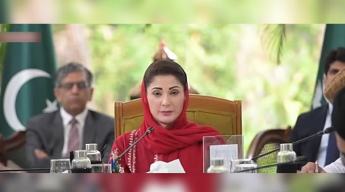 سرگودھا میں بچی کی بےحرمتی ہوئی، حکومت کی بھی ذمہ داری ہے لیکن والدین بھی بچوں کو باہر اکیلا نہ بھیجیں: مریم نواز