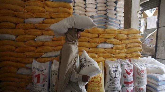 فلور ملز مالکان کا ایکس مل پرائس میں 8 روپے فی کلو کمی کا اعلان