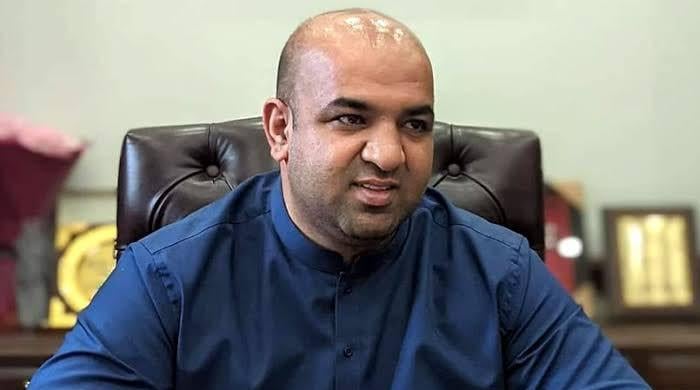 پنجاب کے وزیر تعلیم رانا سکندر حیات کا اسکولوں میں خود پڑھانے کا اعلان