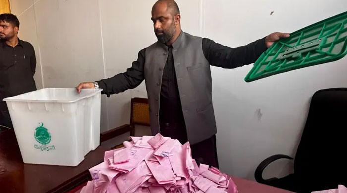 آزادکشمیر قانون ساز اسمبلی انتخابات کا دوسرا مرحلہ، مہاجرین کی نشستوں کے نتائج آنے کا سلسلہ جاری