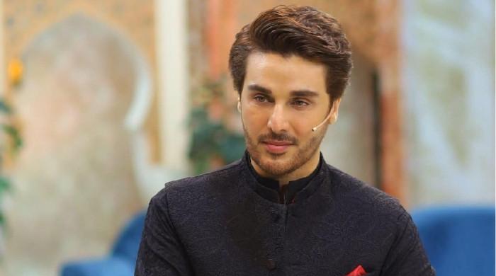 اپنی بیوی کو ایسی جگہ مت چھوڑیں کہ وہ ساری زندگی کچن میں رہے: احسن خان