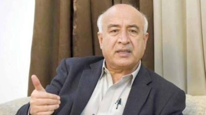 18 ویں ترمیم اور این ایف سی ایوارڈ کو نہ چھیڑا جائے، صوبے بنانےکےخیال کو ترک کیا جائے: عبدالمالک بلوچ