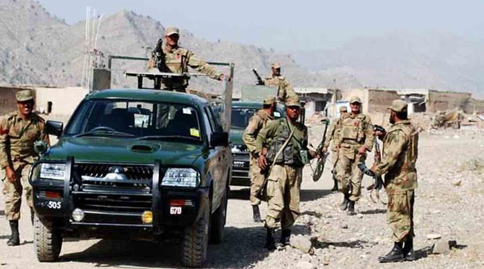 خیبرپختونخوا میں سکیورٹی فورسز کی کارروائیاں، 10 خوارج ہلاک