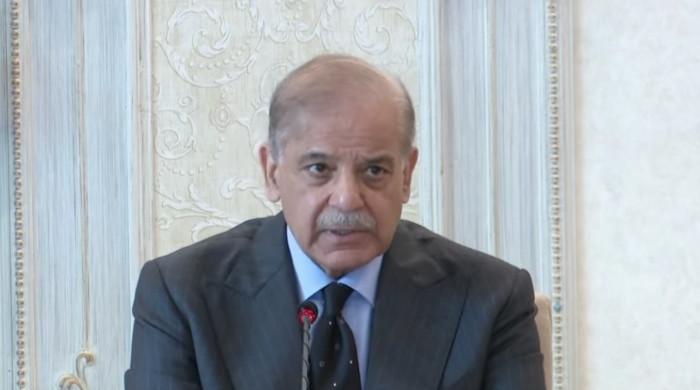 اپوزیشن کیساتھ مذاکرات کیلئے تیارہیں مگر تالی دونوں ہاتھوں سے بجتی ہے: وزیراعظم