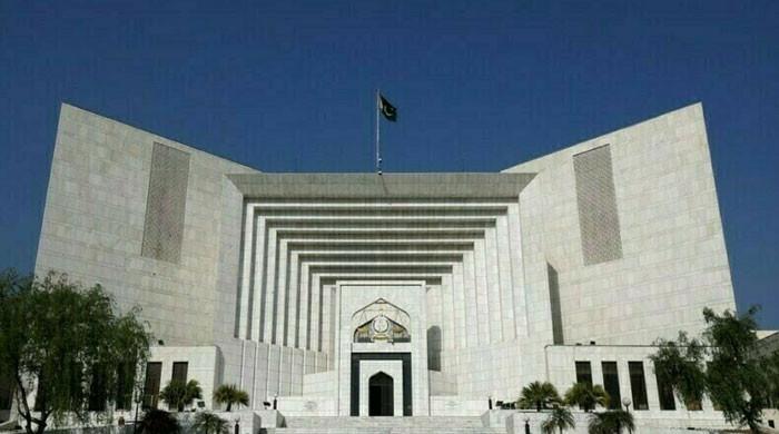 عمران خان کی اسپتال منتقلی کا معاملہ، پی ٹی آئی نے حکومت کیخلاف توہین عدالت کی درخواست دائر کردی