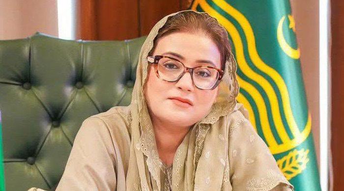 پنجاب سے سیکھنے والے پنجاب پر انگلی نہ اٹھائیں: عظمیٰ بخاری
