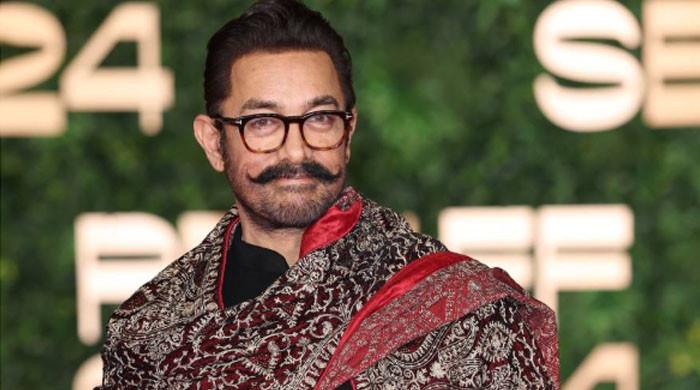 عامر خان نے نوجوان نظر آنے کیلئے وزن کم کرنا شروع کردیا