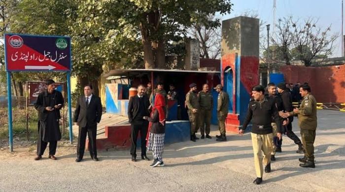 اڈیالہ جیل کے 3 قیدیوں نے شفا اسپتال سے علاج کیلئے اسلام آباد ہائیکورٹ سے رجوع کرلیا