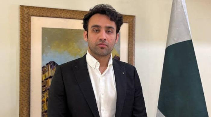 پاکستان ورچوئل اثاثوں پر پابندی سے ریگولیٹڈ نگرانی کی جانب منتقل ہوگیا ہے: بلال بن ثاقب