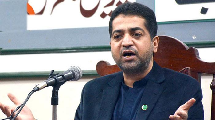 فتنہ الہندوستان نے بچیوں کو ورغلا کر خودکش حملہ کرانیکی کوشش کی جسے فورسز نے ناکام بنادیا: ضیا لانگو