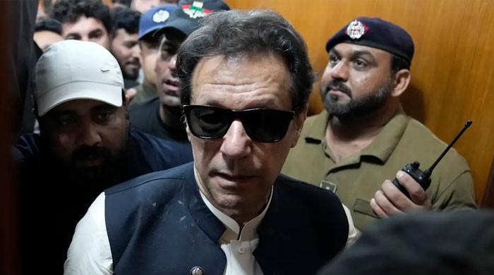 حکومت نے عمران خان کی صحت اور جیل میں حالات سے متعلق دعوؤں پر سی این این کے الزامات مستردکردیے