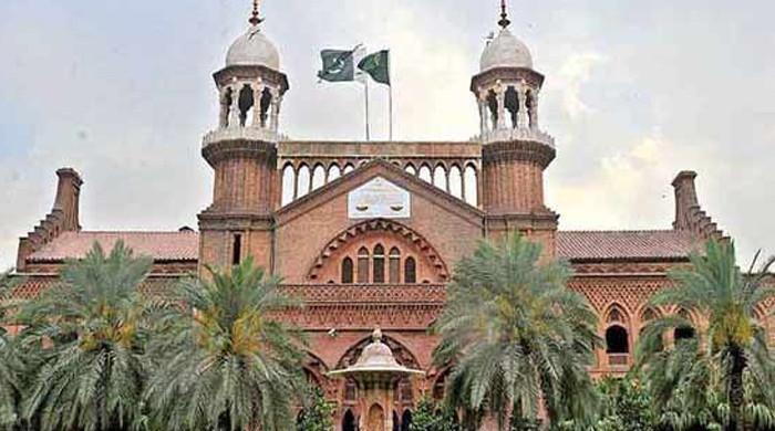 لاہور ہائیکورٹ نے 15 سالہ لڑکی کا نکاح غیر قانونی قرار دے دیا