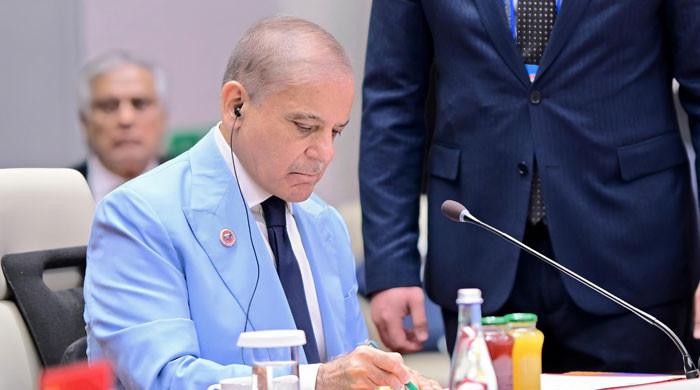 ایس سی او سربراہ اجلاس: پاکستان 27-2026 کیلئے صدارت سنبھالے گا، وزیراعظم نے اعلامیے پر دستخط کردیے
