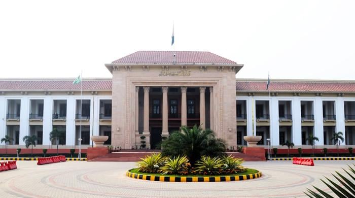 پنجاب اسمبلی نے 16سال سے کم عمربچوں کے سوشل میڈیا استعمال پرپابندی کی قرارداد منظور کرلی