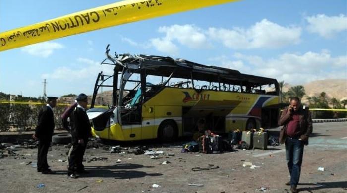 مصر: سینائی میں بس حادثہ، 16 افراد ہلاک اور 29 زخمی
