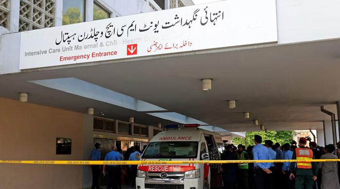 'سکیورٹی اسٹاف کو فائربریگیڈکا ہیلپ لائن نمبر ہی پتا نہیں تھا'، سانحہ پمز کی ابتدائی تحقیقات میں انکشاف