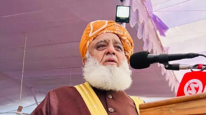 ہم صوبے بنانے کیخلاف نہیں ہیں لیکن وقت اور حالات کو بھی دیکھنا چاہیے: مولانا فضل الرحمان
