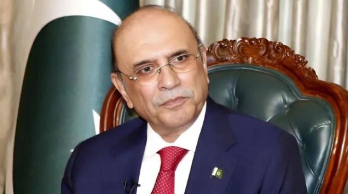 صدر زرداری کا بیرون ملک کا دورہ نجی تھا، اخراجات خود ادا کیے: ترجمان