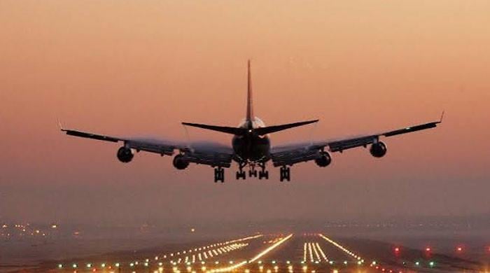 ریاض سے اسلام آباد کی پرواز میں مسافر دل کا دورہ پڑنے سے انتقال کرگیا