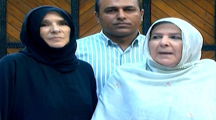 ابھی تک نہیں پتا کہ علیمہ خان کو کہاں لے جایا گیا ہے، نورین نیازی