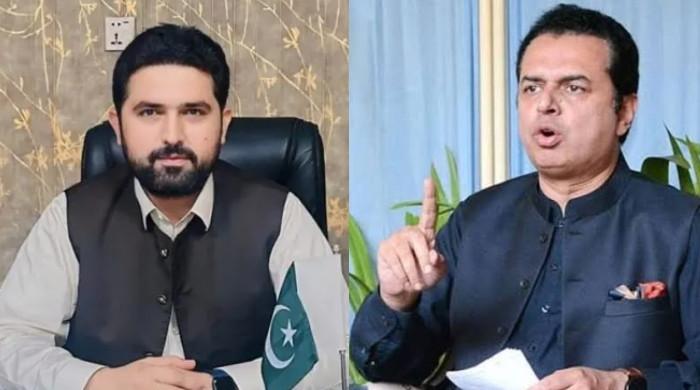 اسلام آباد ہائیکورٹ کے حکم کی خلاف وزری ہوئی تو توہین عدالت کا پہلا ملزم وزیر اعلیٰ کے پی ہونگے، طلال