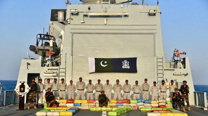 پاک بحریہ کی بحیرہ عرب میں کارروائی، 750 ملین ڈالر کی منشیات پکڑ لی