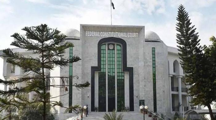 ’ہر نامناسب رویہ جنسی ہراسانی نہیں‘، وفاقی آئینی عدالت نے اسلام آباد ہائیکورٹ کا فیصلہ کالعدم قرار دیدیا