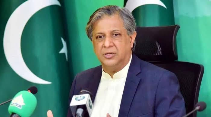 مذاکرات سے انکار نہیں لیکن پی ٹی آئی اپنے لیڈر کی رہائی چاہتی ہے جس کا فورم عدالت ہے: وزیر قانون