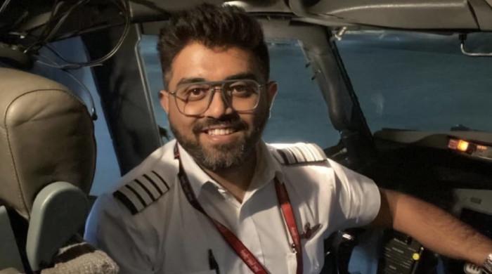 امارات سے اسرائیل جانیوالی پرواز کے زخمی پائلٹ کا پہلا بیان سامنے آگیا، تصویر بھی جاری