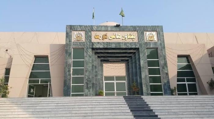 پشاور ہائیکورٹ نے لانگ مارچ سے متعلق درخواست پر عبوری ریلیف دینے سے انکار کردیا