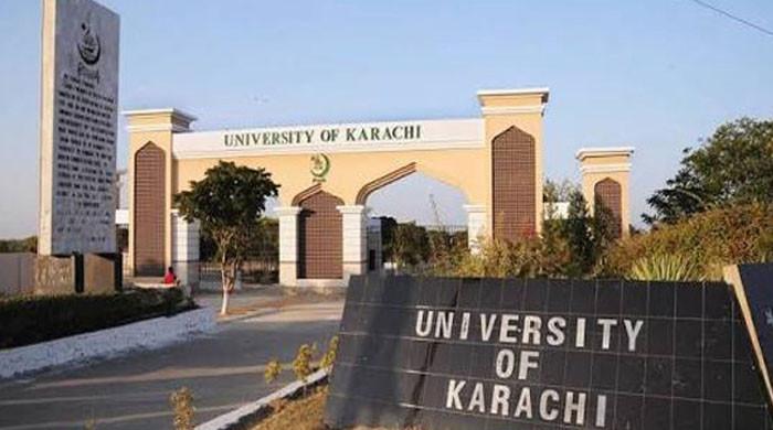  جامعہ کراچی میں فیل طلبہ کو خلاف ضابطہ پاس کرنے کا اسکینڈل منظر عام پر آگیا