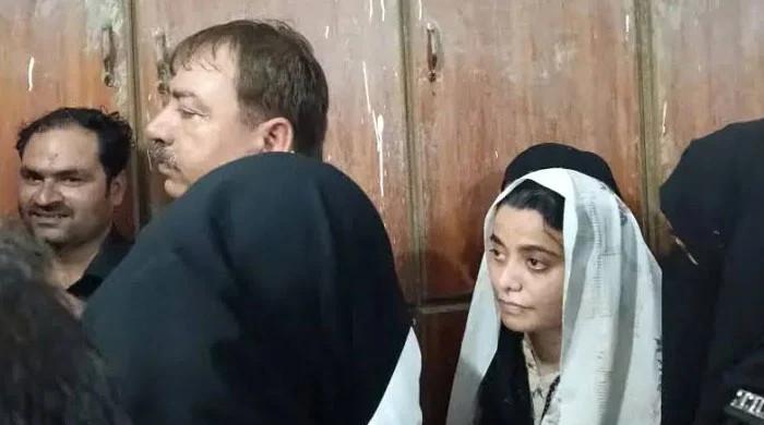 منشیات و اسلحہ برآمدگی کیسز: ملزمہ انمول پنکی کو لازمی عدالت میں پیش کرنے کا حکم